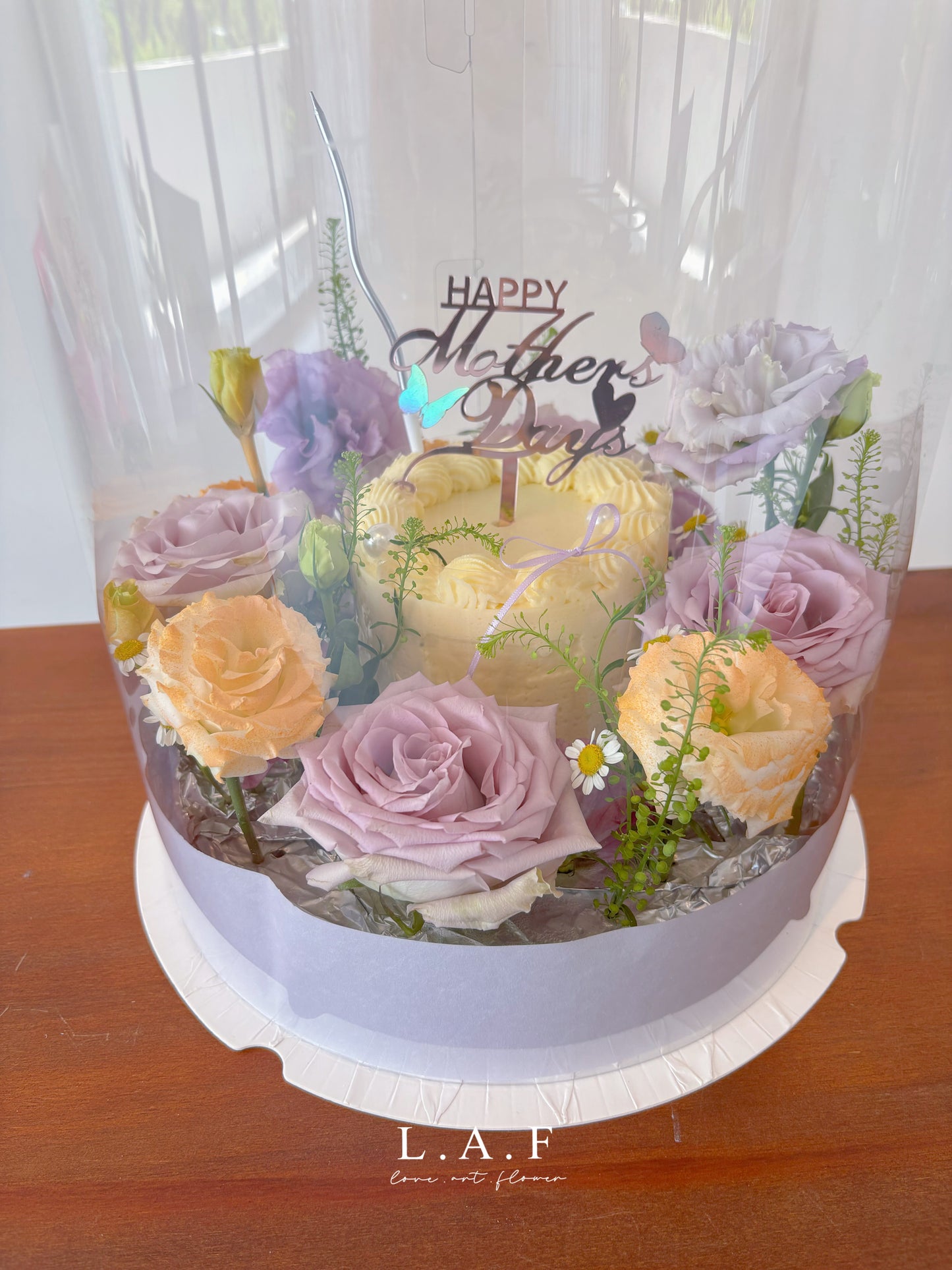 Mother's Day Fresh Flower Cake Box